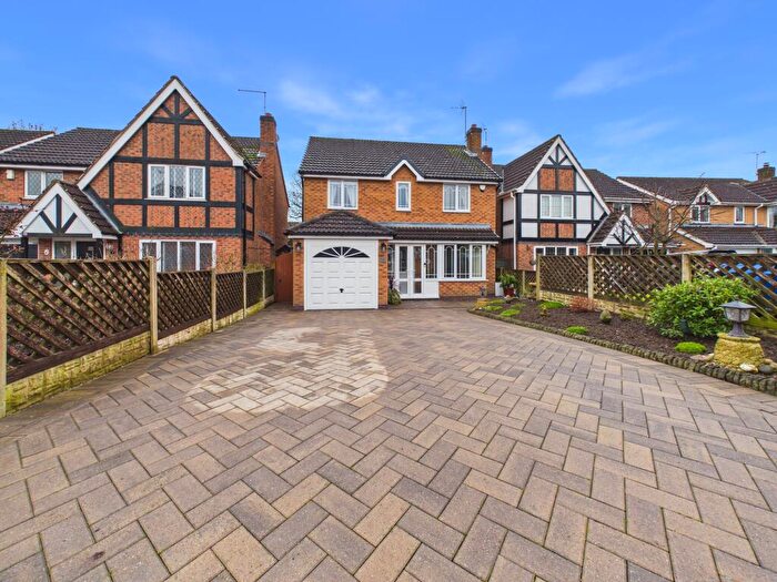 4 Bedroom Detached House For Sale In Kershope Drive, Oakwood, DE21