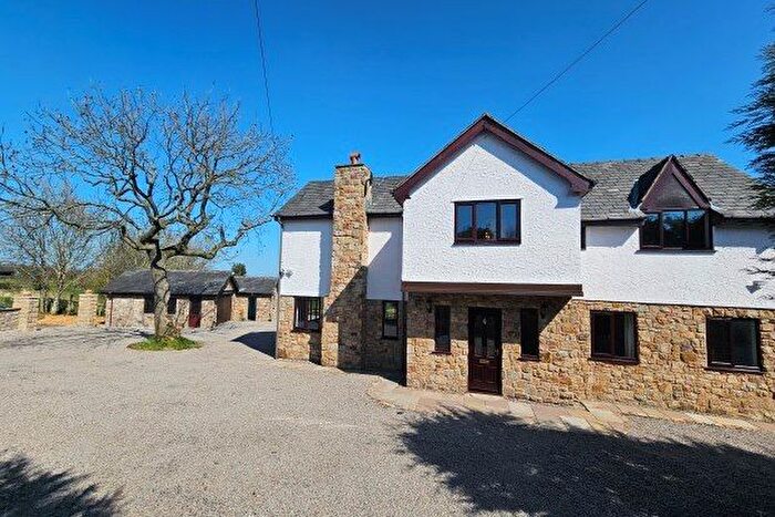 4 Bedroom Property To Rent In Bury Lane, Chorley, PR6