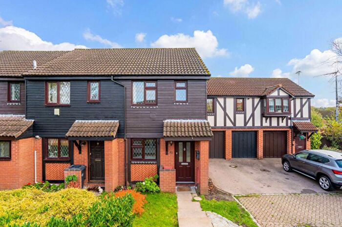 2 Bedroom End Of Terrace House To Rent In Windmill Field, Windlesham, Surrey, GU20