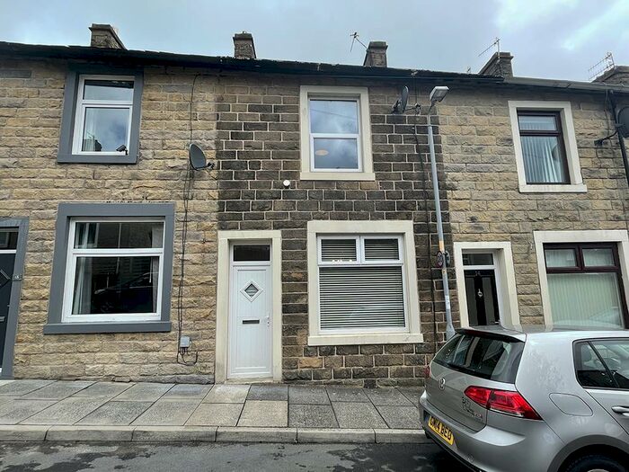 2 Bedroom Terraced House To Rent In Frederick Street, Barnoldswick, BB18