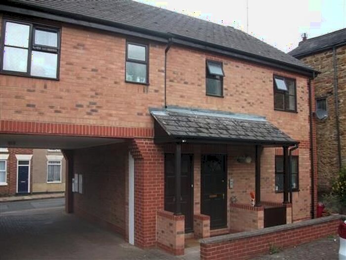 1 Bedroom Flat To Rent In High Street, Kingsthorpe, Northampton, NN2