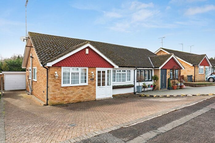 2 Bedroom Bungalow For Sale In Arden Close, Bushey Heath, Bushey, WD23