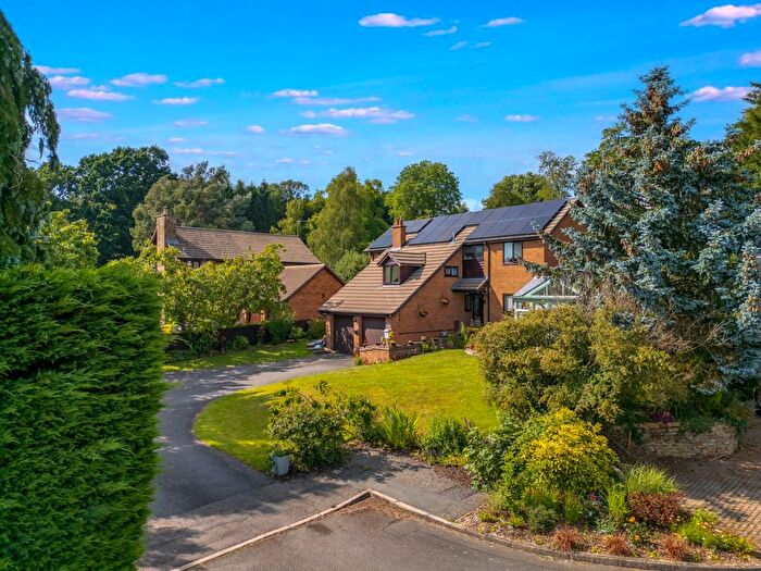 4 Bedroom Detached House For Sale In Clarkes Way, Welton, NN11