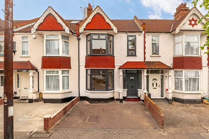 4 Bedroom Terraced House To Rent In Waverley Avenue, Wembley, HA9