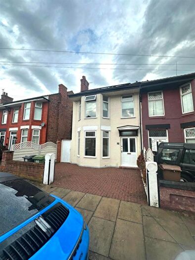 4 Bedroom Semi-detached House For Sale In Easton Road, New Ferry, CH62