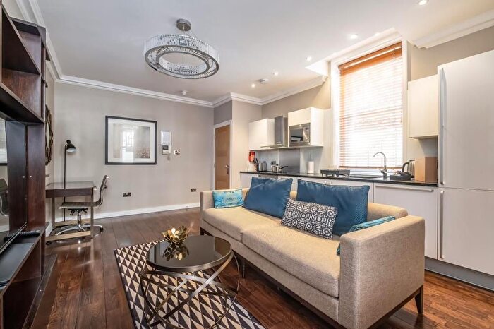 1 Bedroom Flat To Rent In Crawford Place, Marylebone, London, W1H