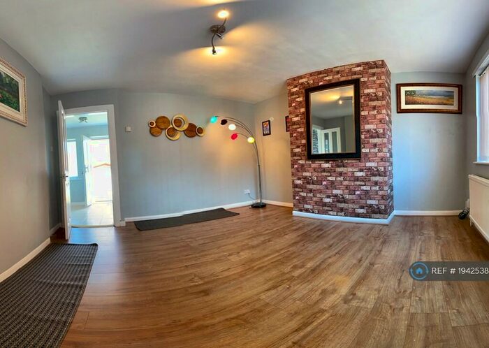 2 Bedroom Terraced House To Rent In Sissons Avenue, Leeds, LS10