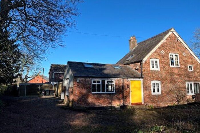1 Bedroom Cottage To Rent In Pulford Lane, Chester, CH4