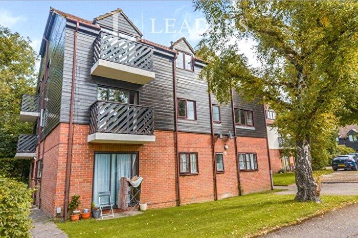 2 Bedroom Flat To Rent In Edmond Beaufort Drive, St. Albans, AL3