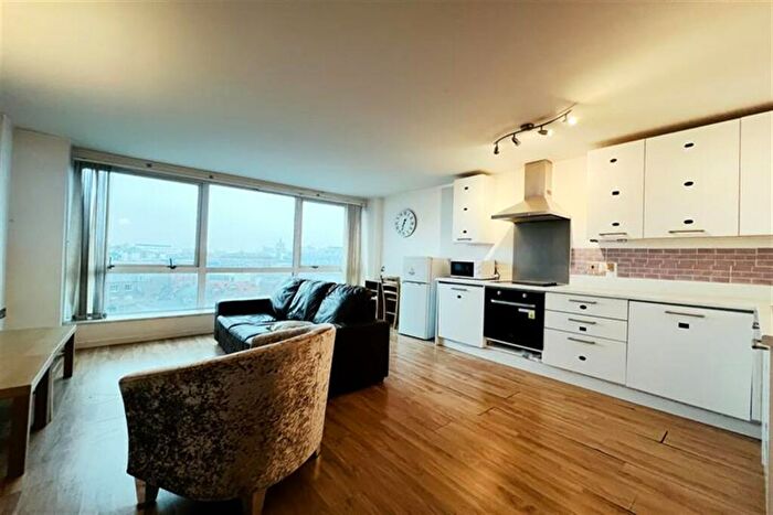 1 Bedroom Apartment To Rent In Marco Island, Huntingdon Street, NG1