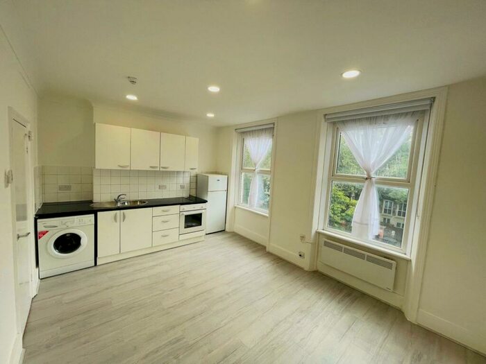 1 Bedroom Flat To Rent In Stamford Hill, London, N16