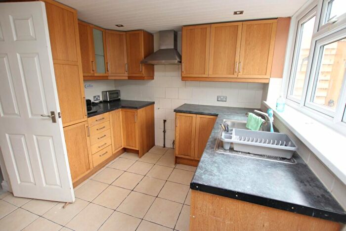 2 Bedroom Semi-Detached House For Sale In High Street, Langford, Biggleswade, SG18