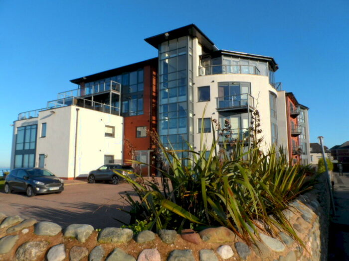 2 Bedroom Flat To Rent In The Waterfront, Knott End, FY6