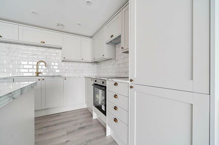 2 Bedroom Flat To Rent In Albion Street, Southwick, Brighton, West Sussex, BN42