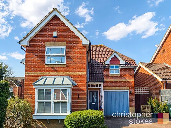 3 Bedroom Detached House To Rent In Lucern Close, Hammond Street, Cheshunt, Hertfordshire, EN7