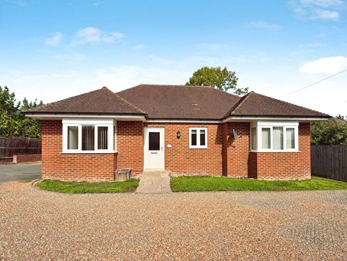 2 Bedroom Detached Bungalow For Sale In The Pavement, St. Michaels, Tenterden, TN30