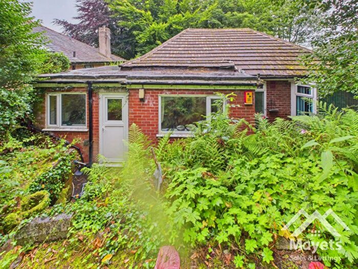 3 Bedroom Bungalow For Sale In Lammack Road, Blackburn, Lancashire, BB1