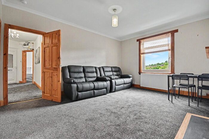 2 Bedroom Flat To Rent In Drumfrochar Road, Inverclyde, Greenock, PA15