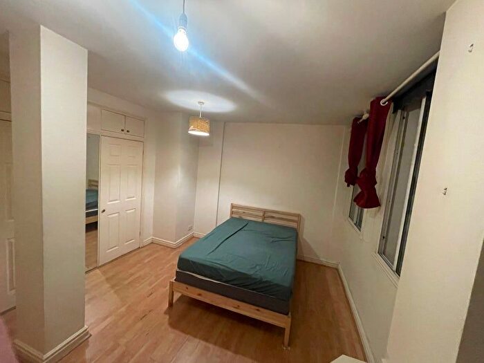3 Bedroom Flat To Rent In Oxford Road, Manchester, M1