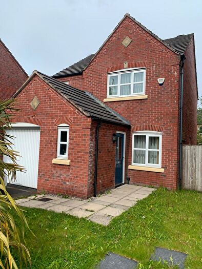 3 Bedroom Detached House For Sale In Viscount Drive, Middleton., M24
