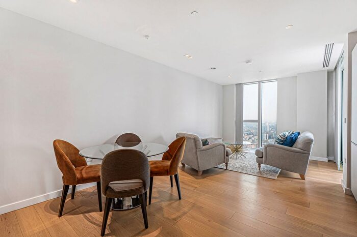 2 Bedroom Flat For Sale In City Road, London, EC1V