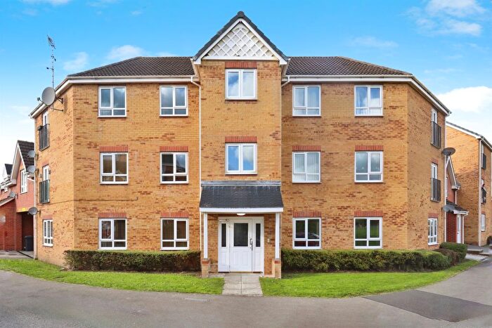 2 Bedroom Flat For Sale In Wakelam Drive, Armthorpe, Doncaster, DN3