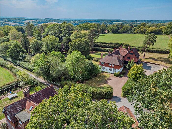 5 Bedroom Semi-detached House For Sale In Station Road, Cowden, Edenbridge, Kent, TN8