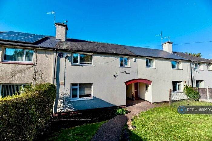 3 Bedroom Semi-Detached House To Rent In Overdale Road, Nottingham, NG6