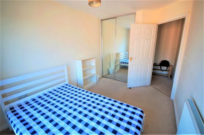 2 Bedroom Flat To Rent In Signet Square, Coventry, CV2