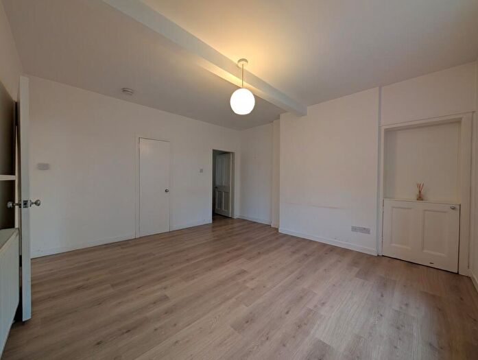 2 Bedroom Flat To Rent In Portobello High Street, Edinburgh, Midlothian, EH15