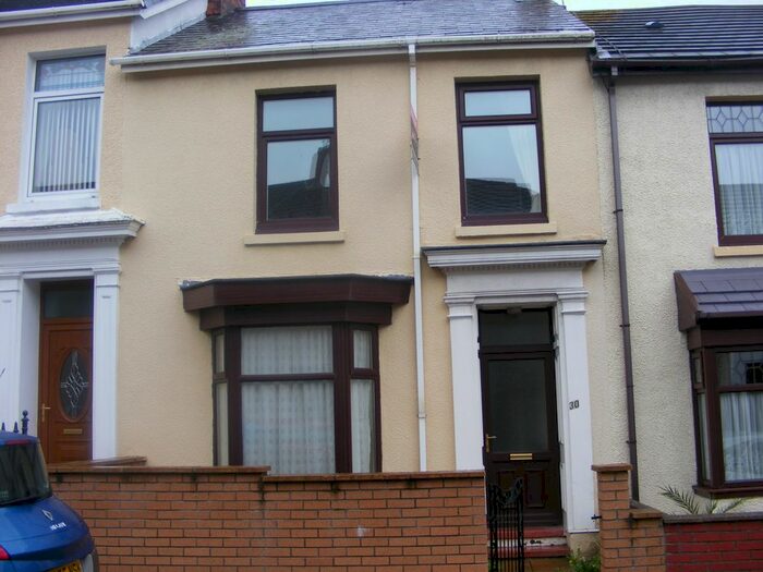 3 Bedroom Terraced House To Rent In Gilbert Road, Llanelli, SA15