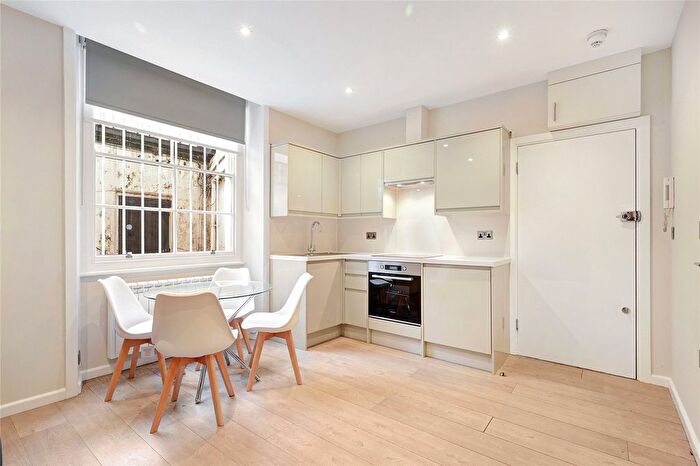 Studio To Rent In Belgrave Road, Pimlico, London, SW1V