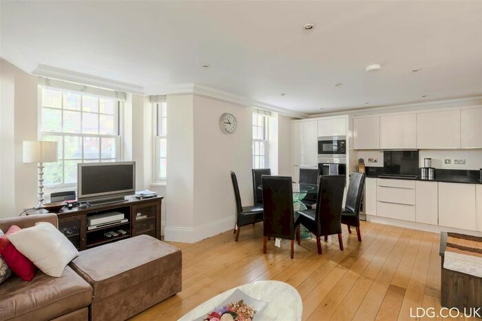 2 Bedroom Flat To Rent In Huntley Street, Bloomsbury, WC1E