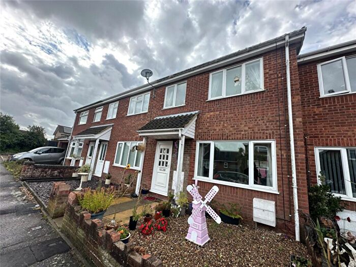 3 Bedroom Terraced House To Rent In Fern Gardens, Belton, Great Yarmouth, Norfolk, NR31