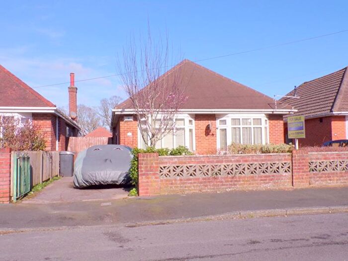 3 Bedroom Detached Bungalow For Sale In Strathmore Road, Bournemouth, BH9