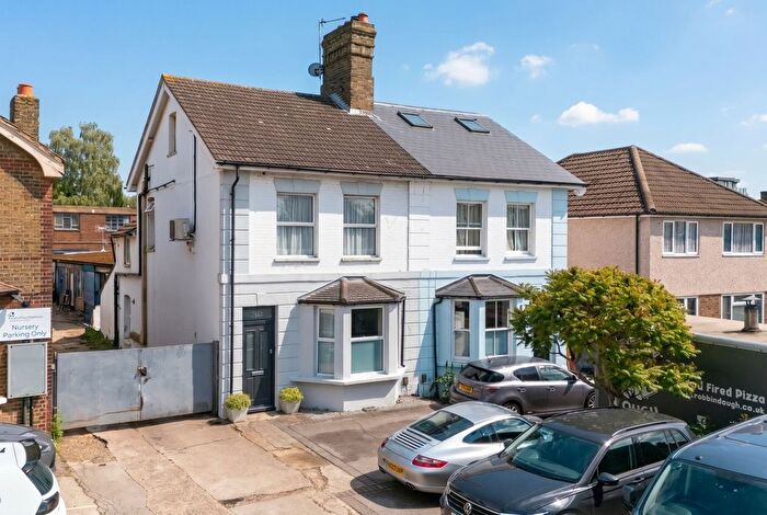 3 Bedroom Semi-Detached House For Sale In Church Road, Bexleyheath, Kent, DA7