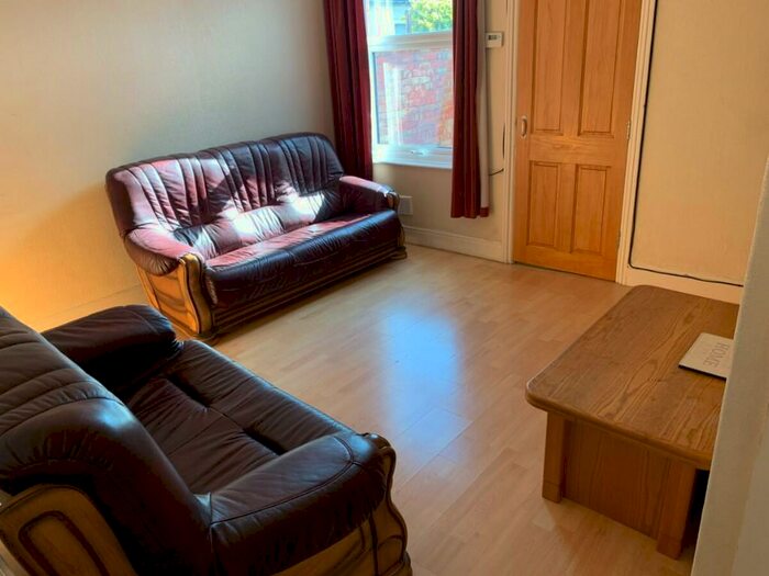 1 Bedroom Terraced House To Rent In Nelthorpe Street, Lincoln, Lincolnshire, LN5