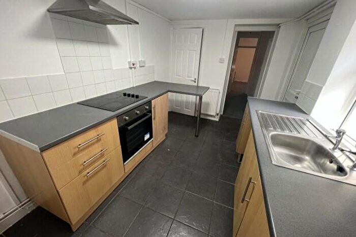 1 Bedroom Flat To Rent In High Street Barry, CF62