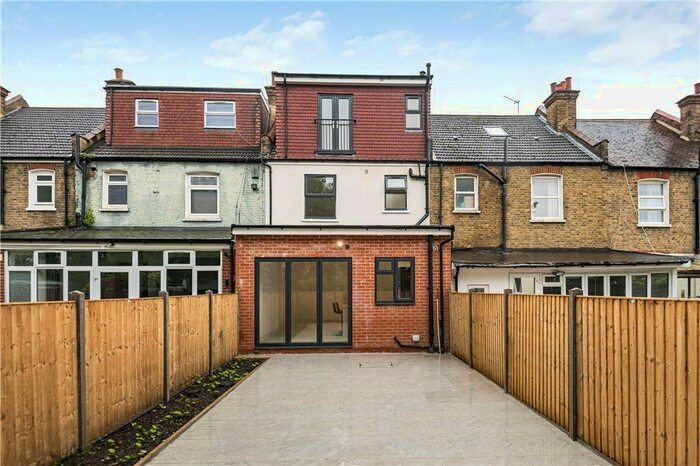 6 Bedroom Terraced House To Rent In Seely Road, London, SW17
