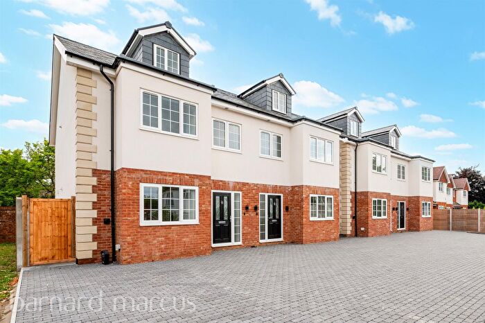 4 Bedroom Semi Detached House For Sale In Barnett Wood Lane, Ashtead, KT21