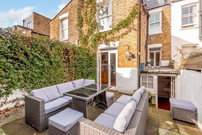 5 Bedroom Terraced House To Rent In Pursers Cross Road, London, SW6