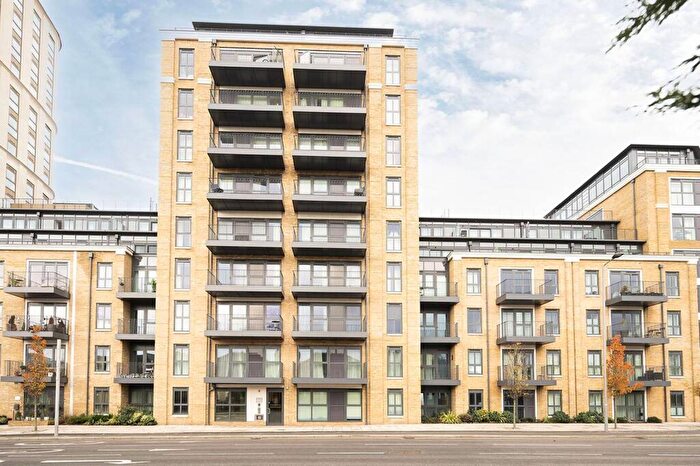 2 Bedroom Flat For Sale In The Royal Exchange, Kingston, Kingston Upon Thames, KT1