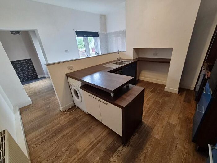 3 Bedroom House To Rent In Burton Road, Monk Bretton, S71