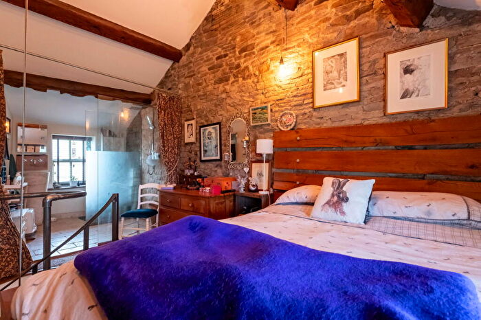 1 Bedroom Cottage For Sale In Penny Lane, Rainow, SK10