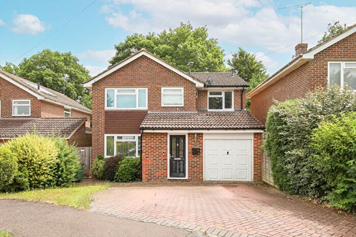 4 Bedroom Detached House For Sale In Ryecroft Meadow, Mannings Heath, RH13