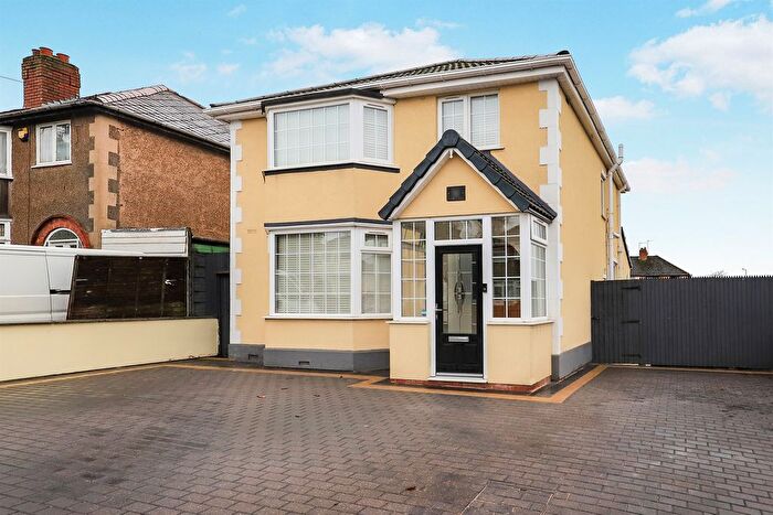 3 Bedroom Detached House For Sale In Moreton Road, Bushbury, Wolverhampton, WV10