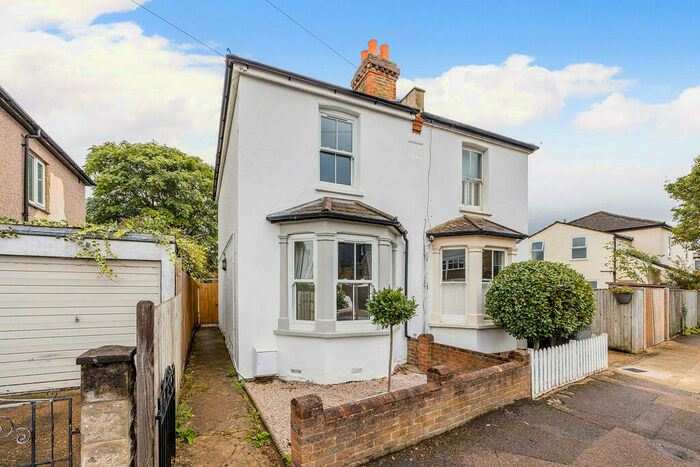 3 Bedroom Detached House To Rent In Horace Road, KT1