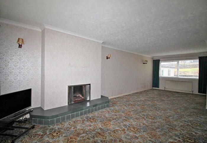 3 Bedroom Detached Bungalow For Sale In Stanely Drive, Paisley, PA2