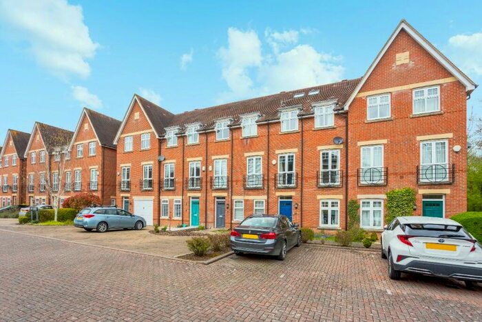 4 Bedroom Terraced House To Rent In Coxs Ground, Oxford, Oxfordshire, OX2