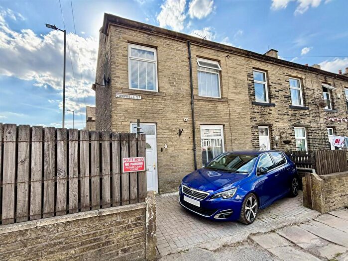 3 Bedroom End Of Terrace House For Sale In Campbell Street, Queensbury, Bradford, BD13
